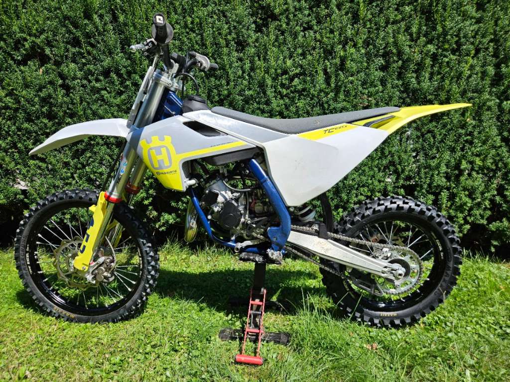 (verkauft) Husqvarna TC 85   neuwertig Motocross