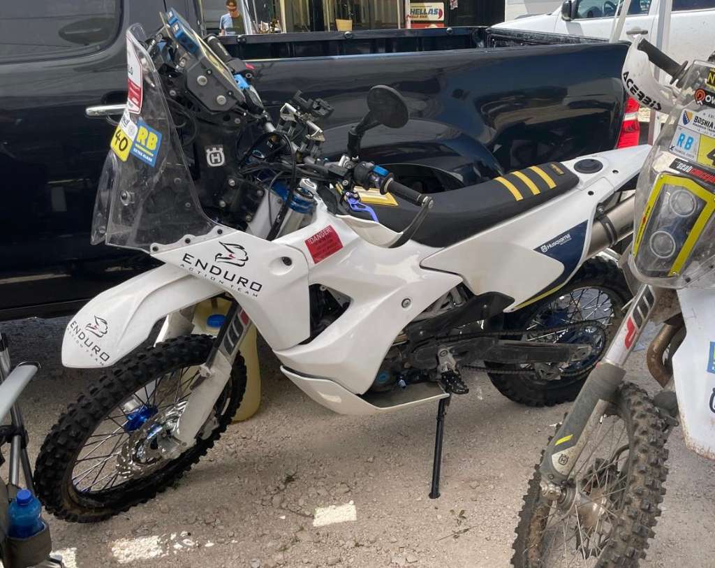 Husqvarna 701 Rally Replica Enduro