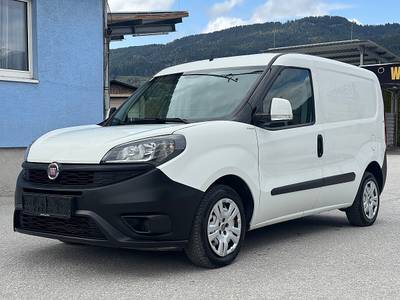 Fiat Doblò Doblo Cargo L1H1 1,6 MultiJet 105 Lounge /AHK /... Transporter / Kastenwagen