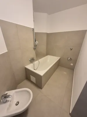 4-Zimmer-Wohnung mieten in Wien – 169 m², € 2.480 – Bild 13 von 34