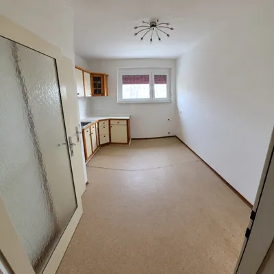 3-Zimmer-Wohnung kaufen in Klagenfurt – 72 m², € 190.000 – Bild 3 von 8
