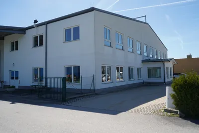Gewerbeimmobilie mieten in Baden – 600 m², € 5 – Bild 2 von 17