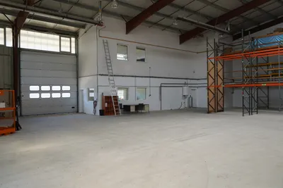 Gewerbeimmobilie mieten in Baden – 600 m², € 5 – Bild 4 von 17