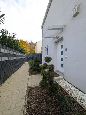 4-Zimmer-Haus kaufen in Bruck an der Leitha – 90 m², € 675.000 – Bild 2 von 11