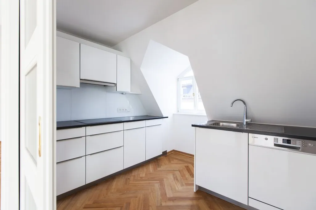 Elegantes Penthouse mit großem Balkon - Ansicht 3