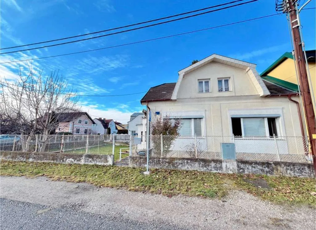 Traumhaftes Eckgrundstück mit Einfamilienhaus - Ansicht 3