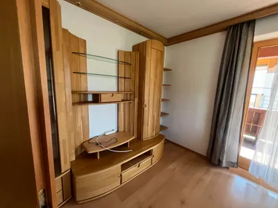 2-Zimmer-Wohnung mieten in Kitzbühel – 120 m², € 1.500 – Bild 2 von 12