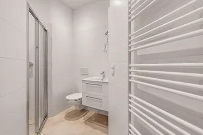 6-Zimmer-Wohnung mieten in Wien – 130 m², € 2.400 – Bild 11 von 11