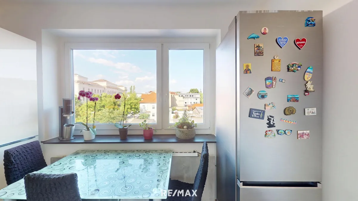 MODERN - HELL - BEGEHRT: TOP sanierte 4-Zimmer-Wohnung! - Ansicht 2
