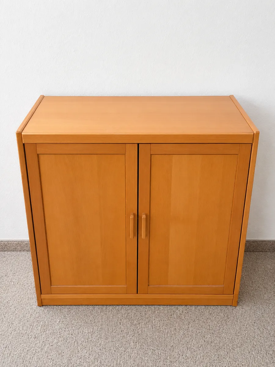 PREISREDUKTION - statt € 100, - nur noch € 75 - 2 passende niedrige Schränke / Kommoden - helles Holz, € 75,- (2380 Perchtoldsdorf)
