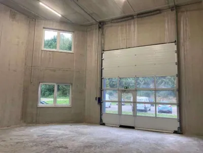 1-Zimmer-Gewerbeimmobilie mieten in Vöcklabruck – 88 m², € 1.160 – Bild 2 von 3
