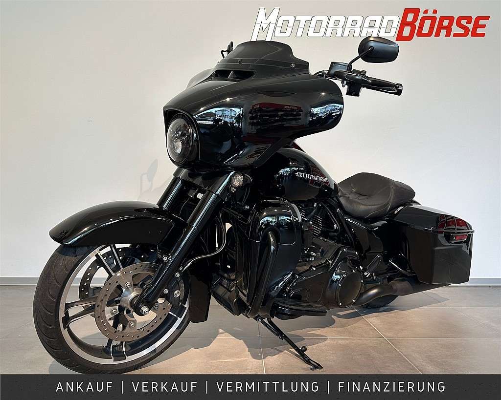 Harley-Davidson Street Glide Touring Street Glide Special FLHXS... Tourer