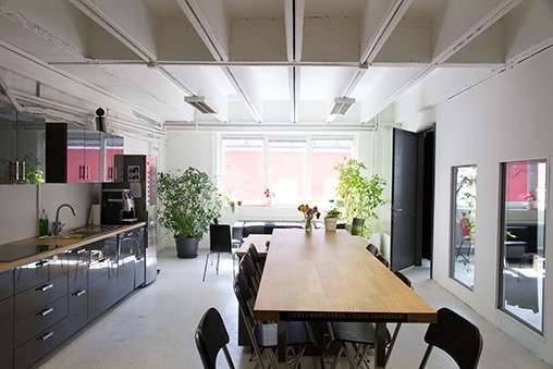 Büro für 6-8 Personen, möbliert, klimatisiert, mit vielen Extras - Ansicht 3