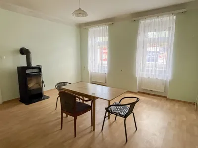7-Zimmer-Haus kaufen in Wiener Neustadt – 150 m², € 345.000 – Bild 2 von 25