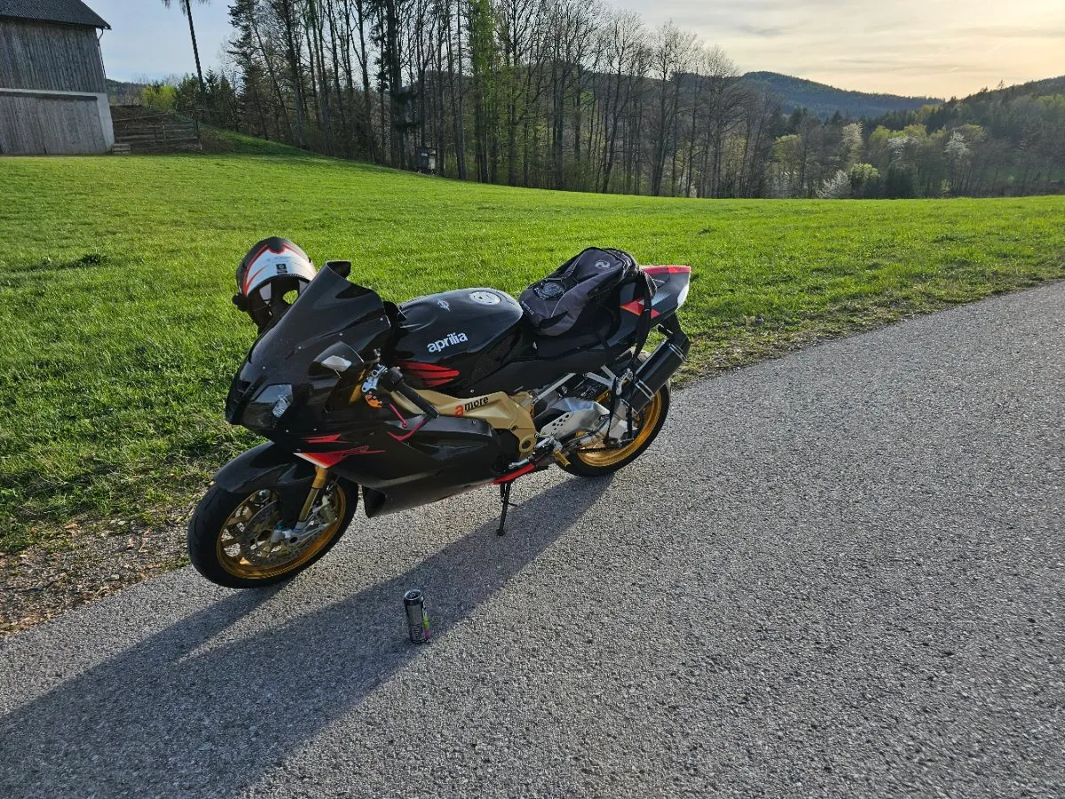 Aprilia RSV