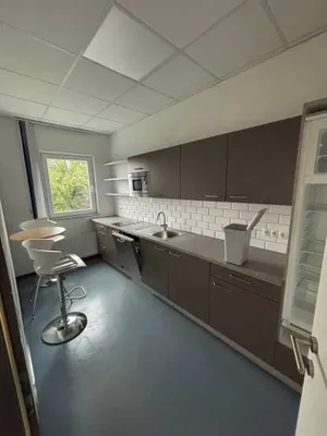 7-Zimmer-Gewerbeimmobilie mieten in Graz – 313 m², € 3.990 – Bild 8 von 15
