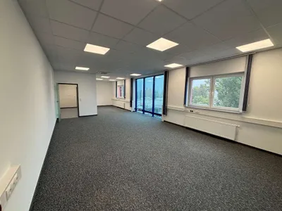 7-Zimmer-Gewerbeimmobilie mieten in Graz – 313 m², € 3.990 – Bild 15 von 15