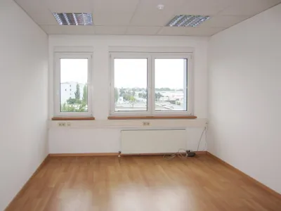 Gewerbeimmobilie mieten in Mödling – 136 m², € 11 – Bild 8 von 23