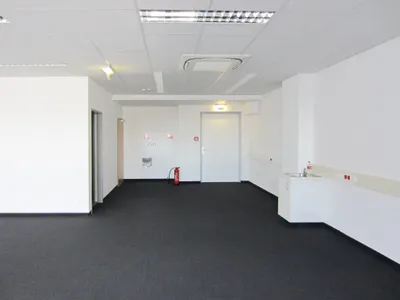 Gewerbeimmobilie mieten in Mödling – 136 m², € 11 – Bild 17 von 23