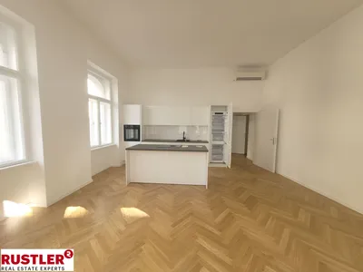 SONNIGER ERSTBEZUG- 5 ZIMMER/ MARC AUREL STRAßE