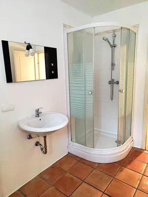 5-Zimmer-Haus mieten in Sankt Pölten – 200 m², € 1.950 – Bild 7 von 12