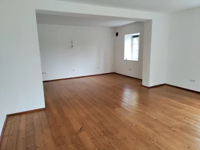 5-Zimmer-Haus mieten in Sankt Pölten – 200 m², € 1.950 – Bild 10 von 12