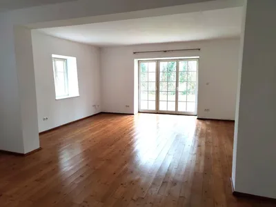5-Zimmer-Haus mieten in Sankt Pölten – 200 m², € 1.950 – Bild 2 von 12