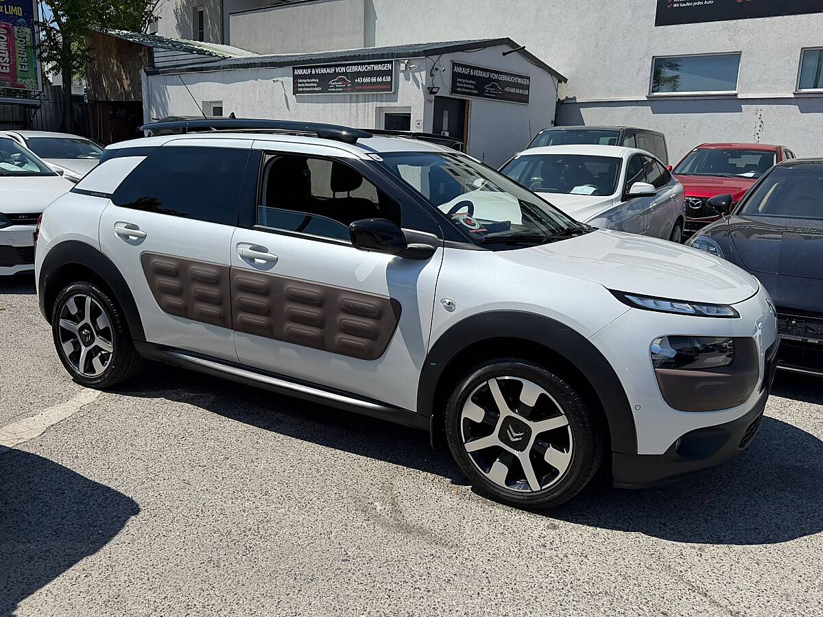 Citron C4 Cactus 1,6 e-HDI 92PS Shine Automatik Panora... SUV /  Gelndewagen, 2014, 215.000 km,  5.499,- - willhaben