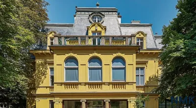 8-Zimmer-Wohnung mieten in Wien – 250 m², € 4.983