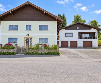 9-Zimmer-Gewerbeimmobilie kaufen in Vöcklabruck – 160 m², € 430.000 – Bild 1 von 20