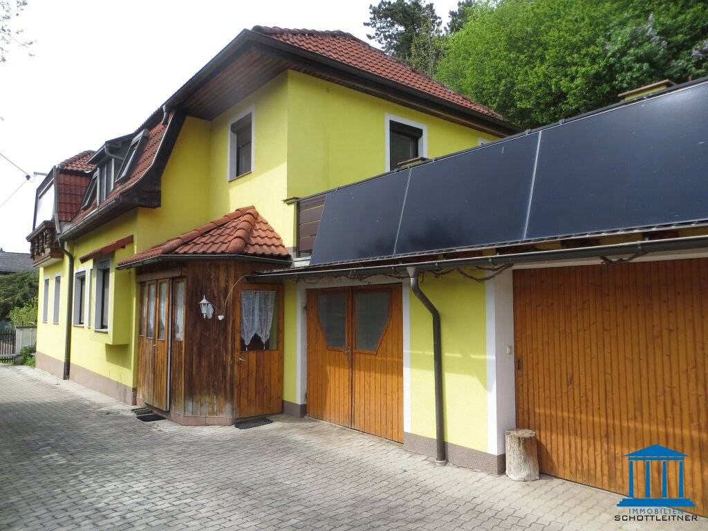 Wohnhaus mit Nebengebäuden in Höflein an der Hohen Wand, Unterhöflein
