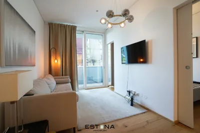 Möbliertes Apartment im TrIIIple Tower mit Pool auf den Dach – Bild 3