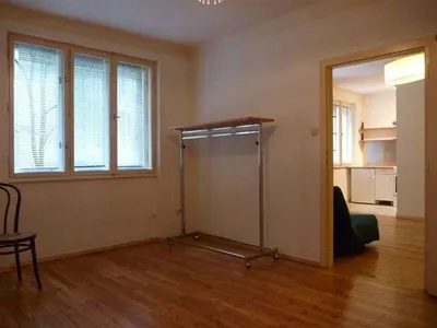 2-Zimmer-Wohnung mieten in Wien – 48 m², € 935 – Bild 1 von 37