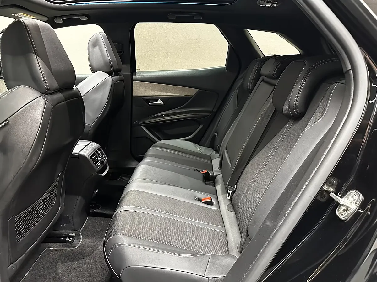 Peugeot 3008 1.2 PureTech 130 GT (EURO 6d) – Bild 15
