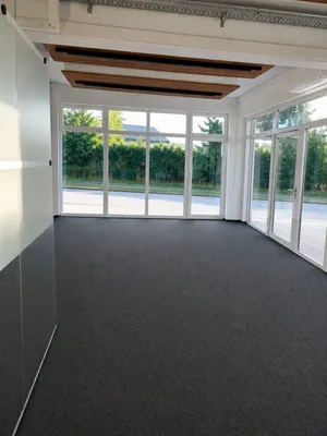 4-Zimmer-Gewerbeimmobilie mieten in Salzburg-Umgebung – 168 m², € 1.800 – Bild 2 von 5