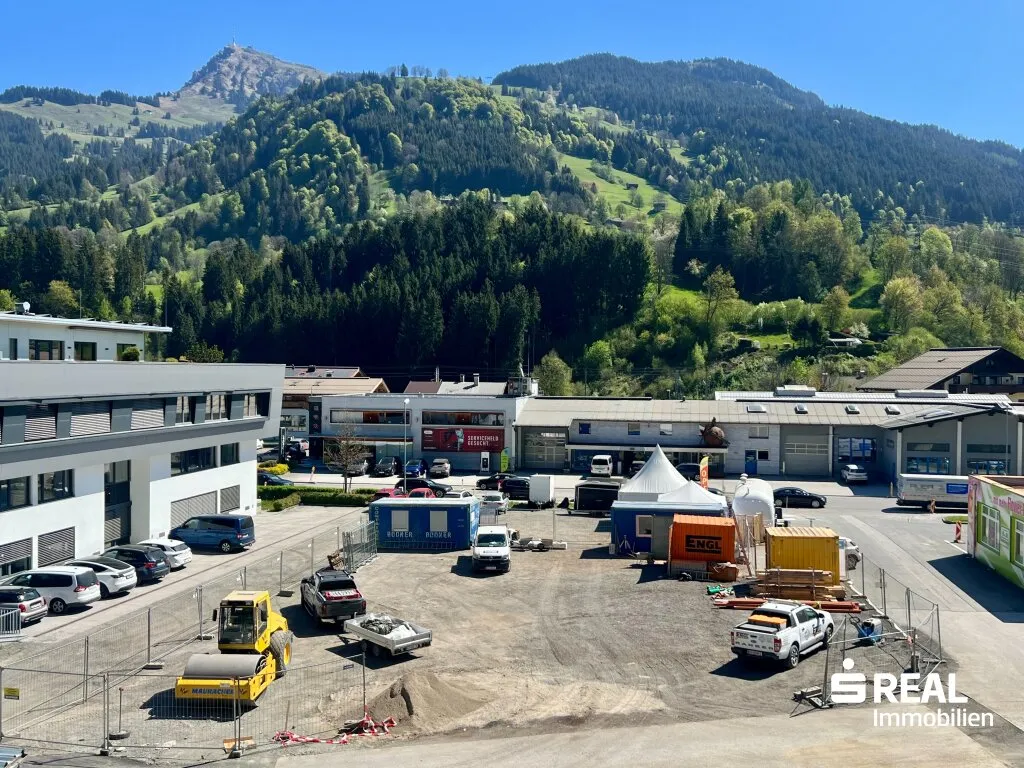 Gewerbe und Industriegebiet - Grundstück in Kitzbühel mit 1.563 m² - Ansicht 2
