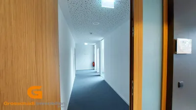 8-Zimmer-Gewerbeimmobilie mieten in Salzburg Stadt – 206 m², € 3.183 – Bild 1 von 5