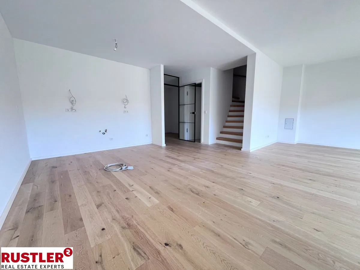 Der Sommer beginnt hier | Reihenhaus mit Badeteich & PV-Anlage | Provisionsfrei - Ansicht 3