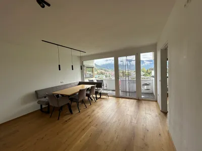4-Zimmer-Wohnung mieten in Innsbruck-Land – 116 m², € 1.850 – Bild 2 von 13
