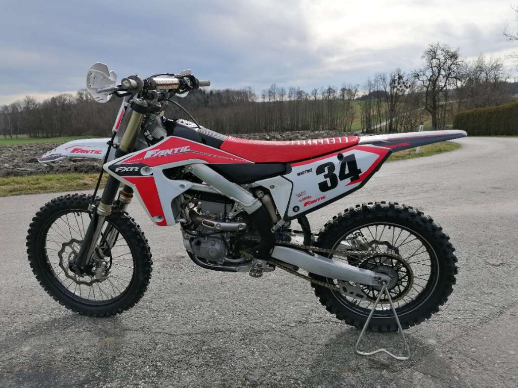 Yamaha YZF xxf 450 Motocross