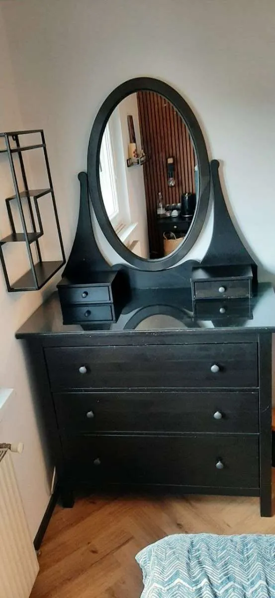 Ikea Hemnes Kommode mit Spiegel, € 50,- (1150 Wien)