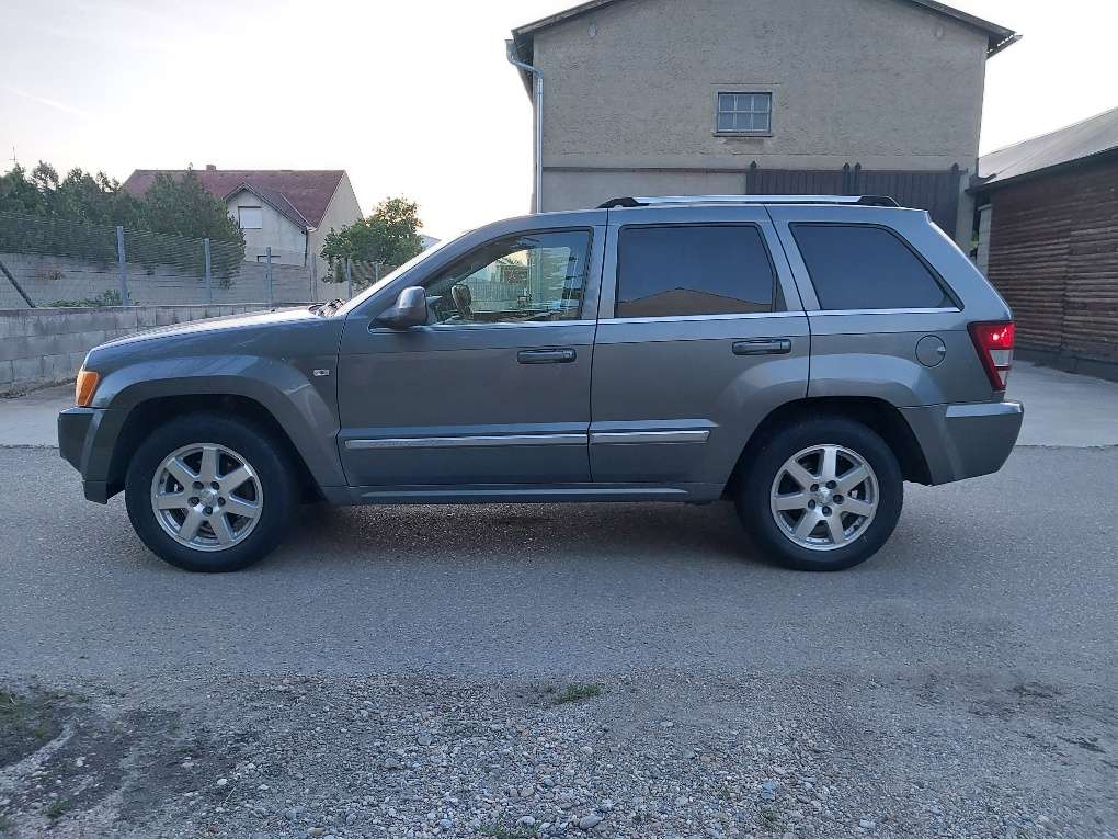 Jeep Grand Cherokee 3,0 V6 CRD Overland SUV / Geländewagen