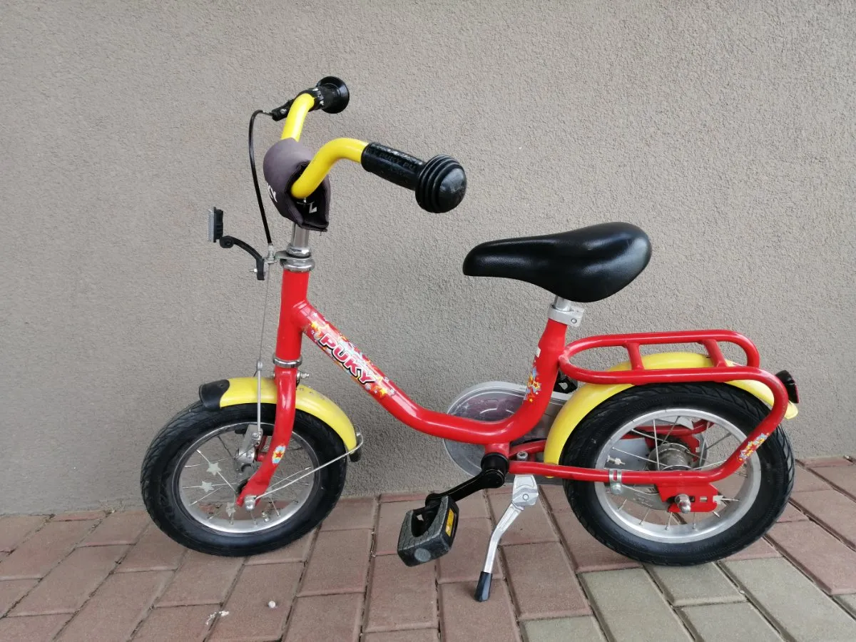 jeep mountainbike Mountain E-Bike MHR 7002 27.5 Inch Shimano Tourney 7 Speed Derailleur Yellow Sports & Outdoors Category:Fahrradhelme_Außenschale: Acrylnitril Butadien Styrol Copolymere (ABS) Color:Champagne with REACTIV 1-3 High Contrast lens Built on a 26 Mikk-Line Nylon Glove -