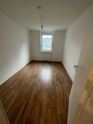 3-Zimmer-Wohnung mieten in Wiener Neustadt – 73,93 m², € 979 – Bild 4 von 10