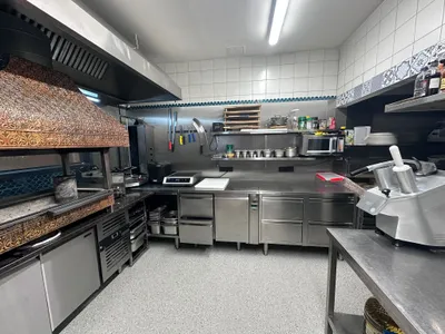 Gewerbeimmobilie mieten in Innsbruck-Land – 155 m², € 3.054 – Bild 11 von 22