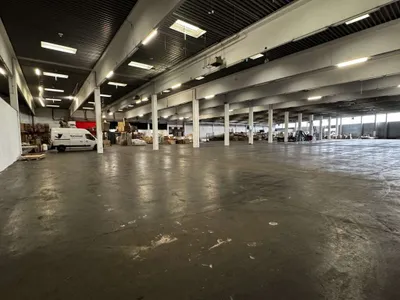 Gewerbeimmobilie mieten in Wien – 4 445 m², € 28.893 – Bild 9 von 15