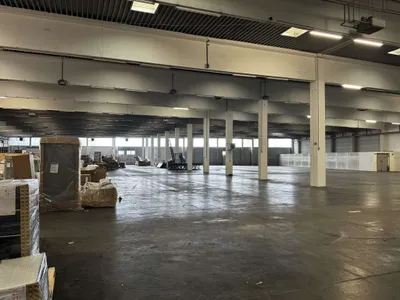 Gewerbeimmobilie mieten in Wien – 4 445 m², € 28.893 – Bild 3 von 15