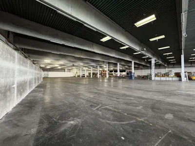 Gewerbeimmobilie mieten in Wien – 4 445 m², € 28.893 – Bild 12 von 15