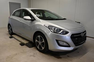 Hyundai i30 | 8 Fach bereift | Pickerl Neu | sofort ver...