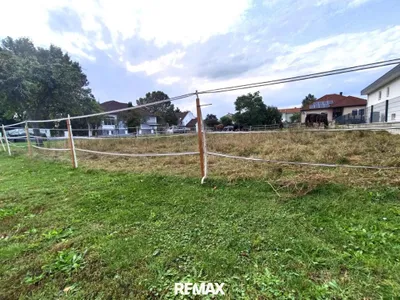 Grundstück kaufen in Neusiedl am See – 621 m², € 213.850 – Bild 1 von 4